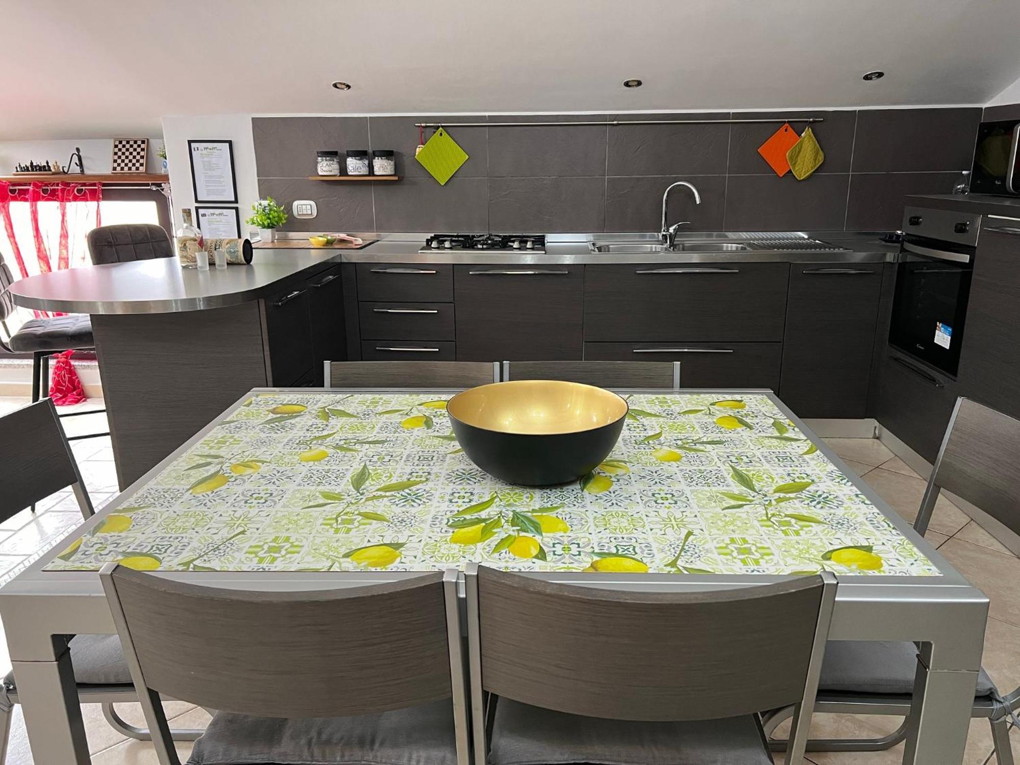 Apartment La Madama • *